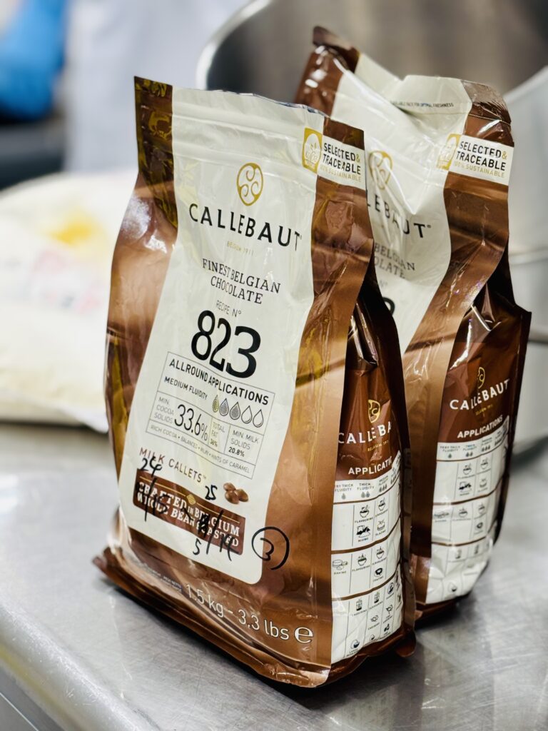 ムース・オ・ショコラ・トンカ (チョコレートケーキ)＜4号相当＞ お